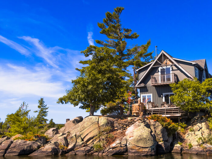A heritage-inspired property at the edge of the Canadian Shield